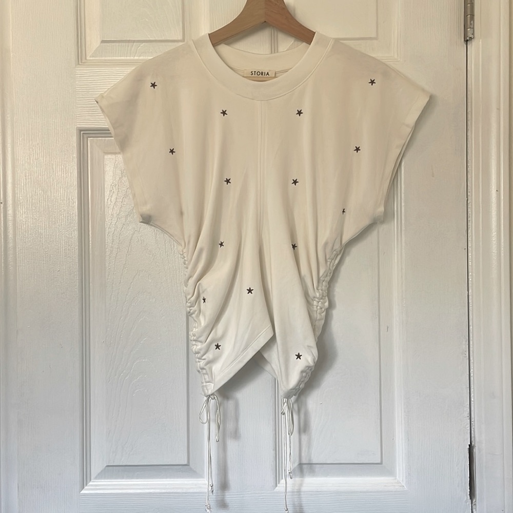 White and gold star embroidered top (Storia)